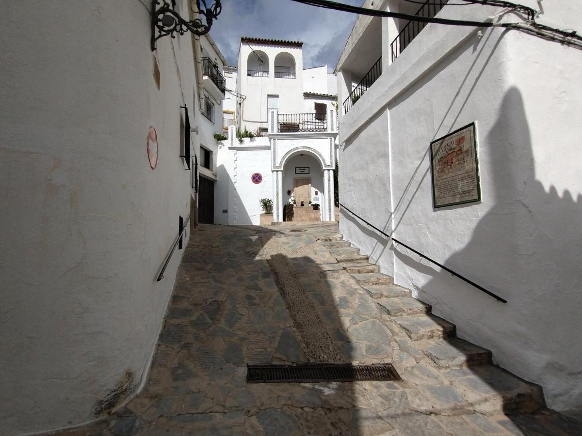 Casa Perejil, Un Balcon Al Genal Holiday home Genalguacil