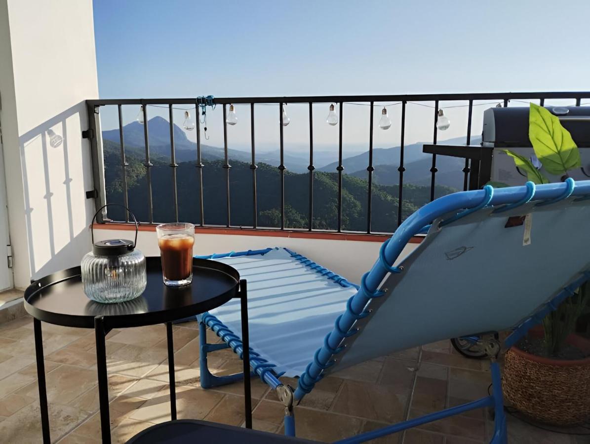 Holiday home Casa Perejil, Un Balcon Al Genal