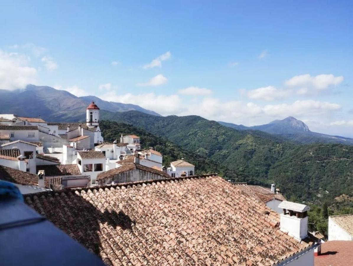 Casa Perejil, Un Balcon Al Genal Holiday home