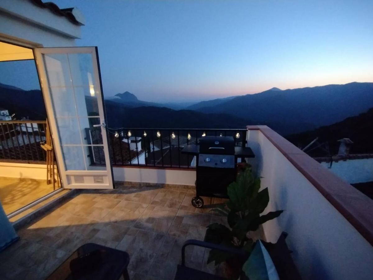 Casa Perejil, Un Balcon Al Genal *