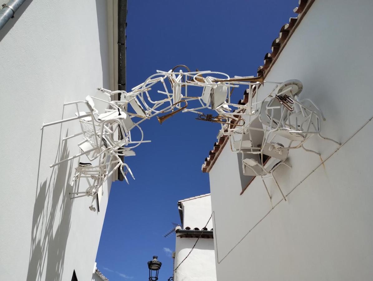Casa Perejil, Un Balcon Al Genal Genalguacil