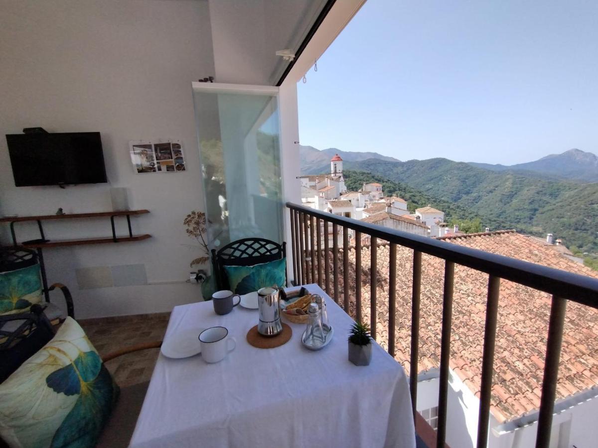 Casa Perejil, Un Balcon Al Genal Holiday home Genalguacil