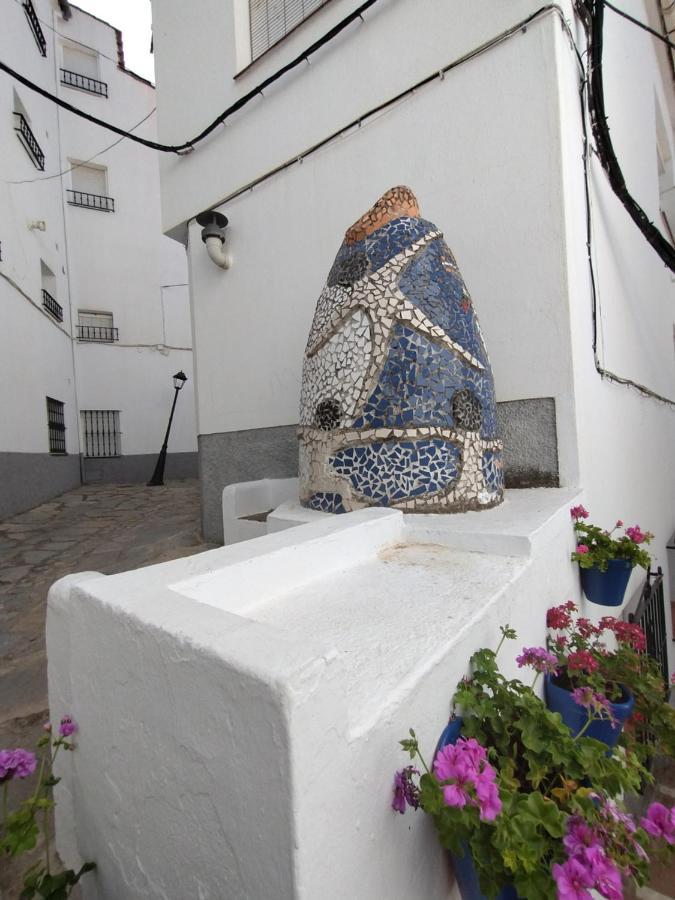 Casa Perejil, Un Balcon Al Genal