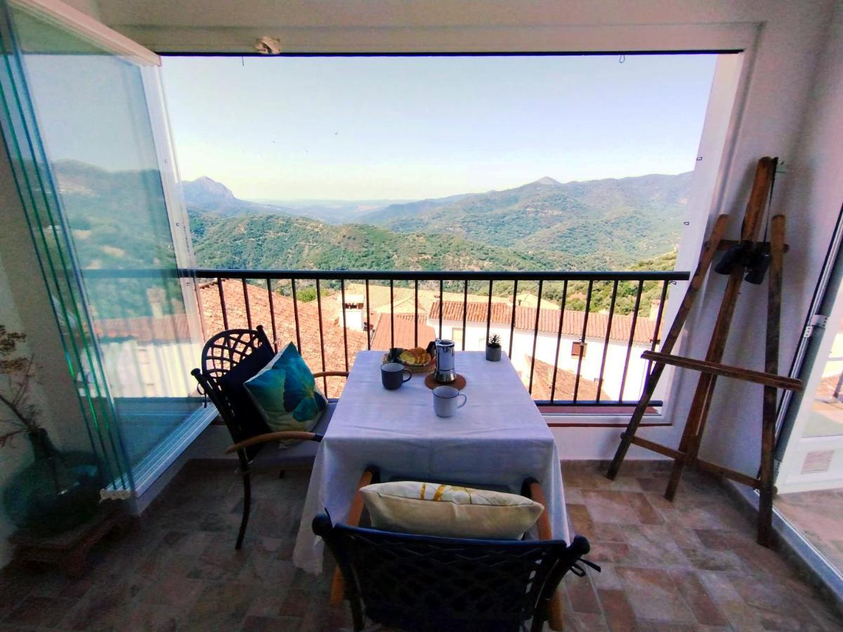 Holiday home Casa Perejil, Un Balcon Al Genal